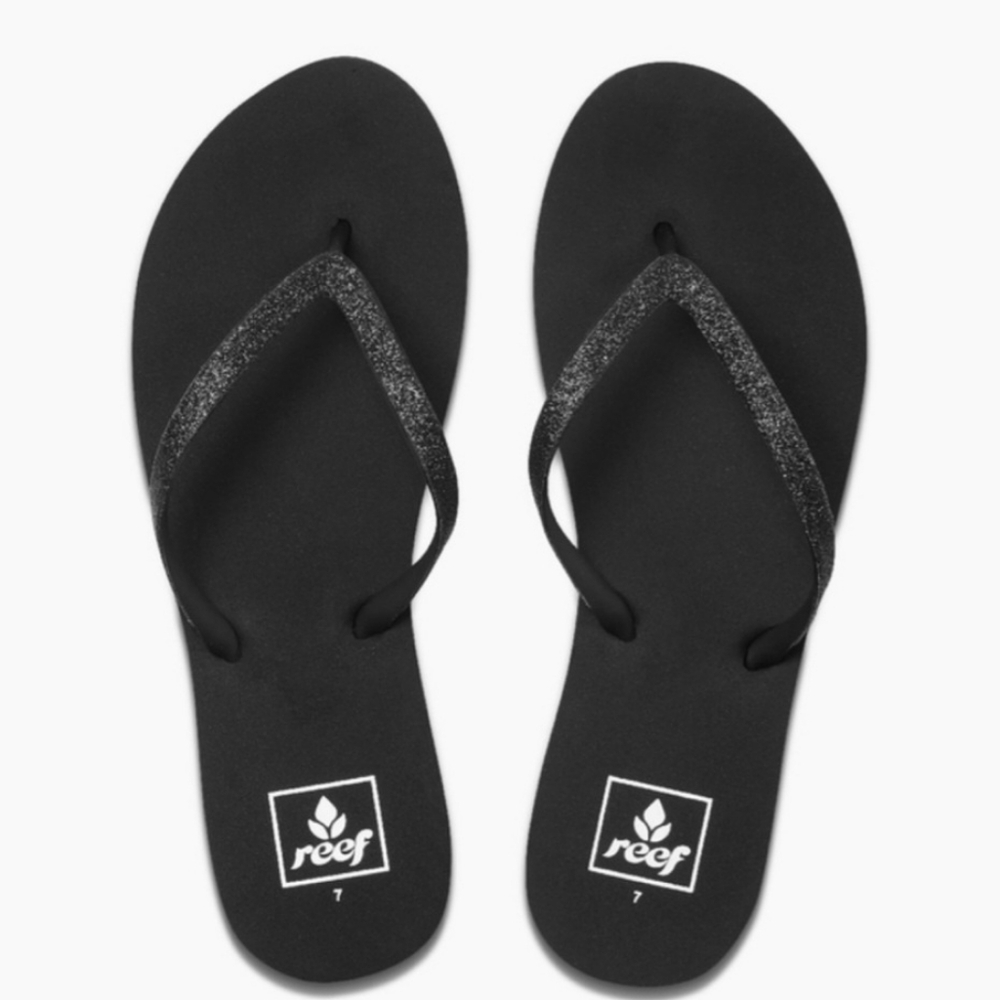 REEF Stargazer Women's Beach Sandals, Super Light and Soft Footbed, Thin…